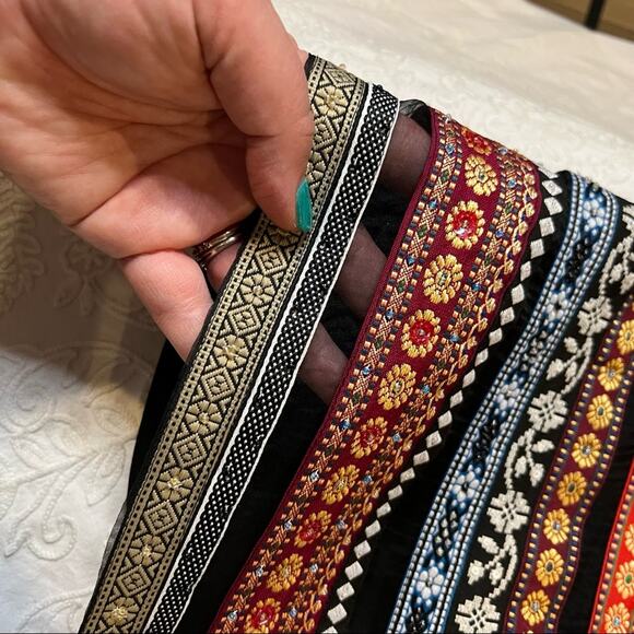 NICOLE MILLER Artelier Silk Beaded Boho Print Mini Skirt size 4 - Picture 7 of 11